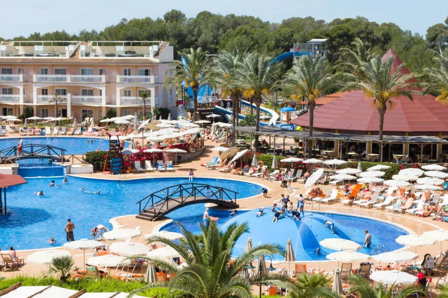 Zafiro Hotel Can Picafort - baby and toddler friendly hotel in Majorca