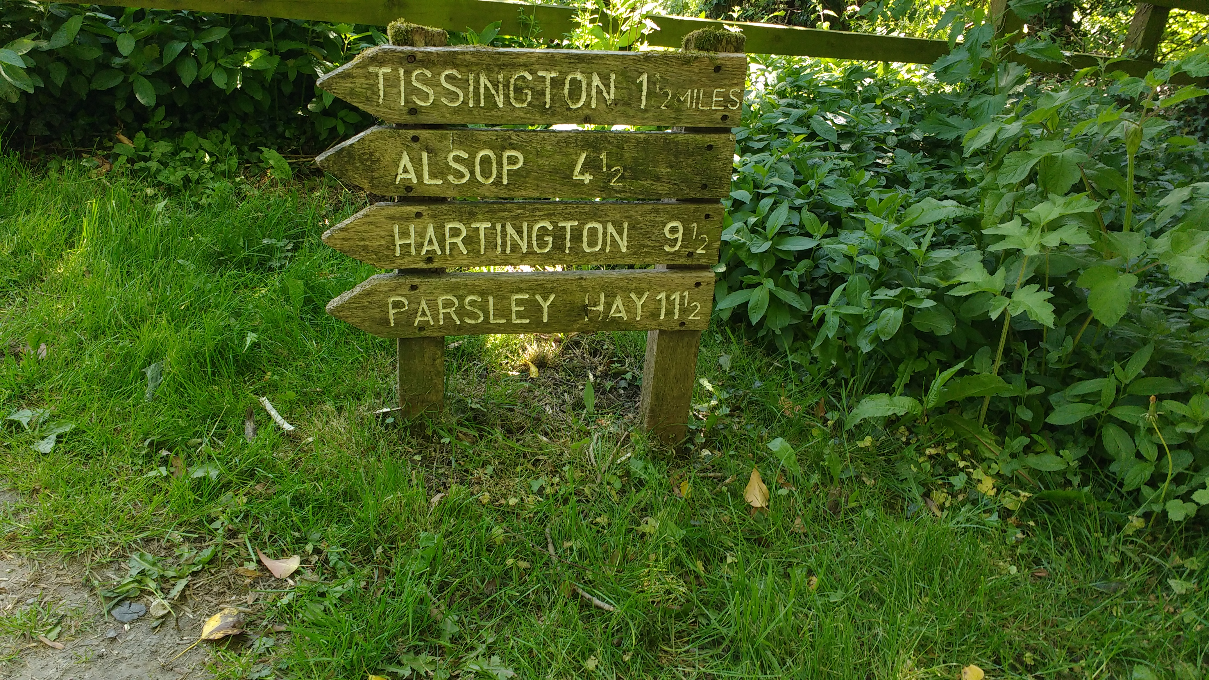 The Tissington Trail - a toddler friendly cycle route in the Peak District