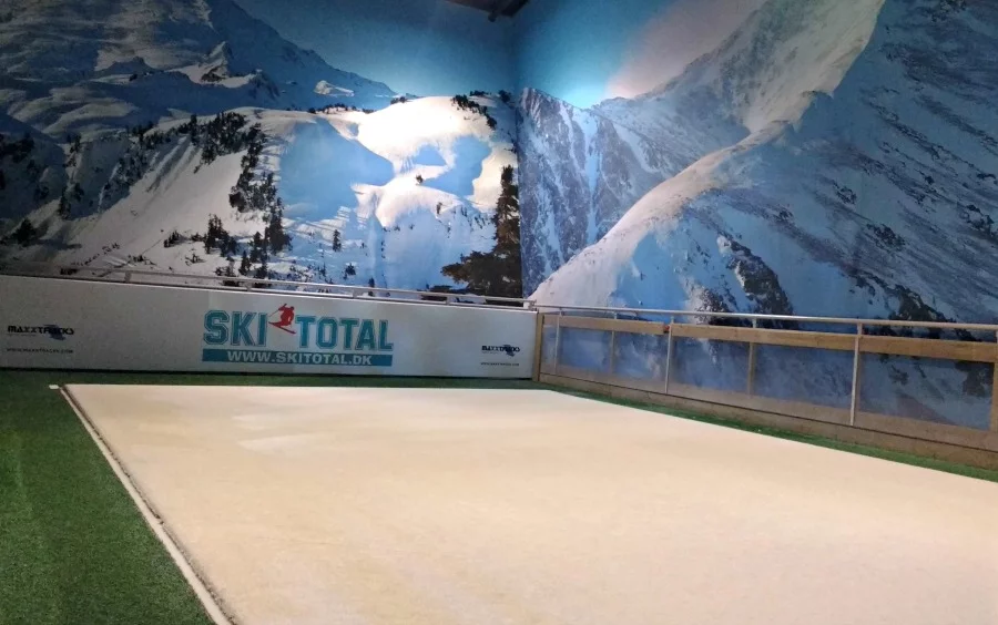 Ski slope at Winter World Lalandia