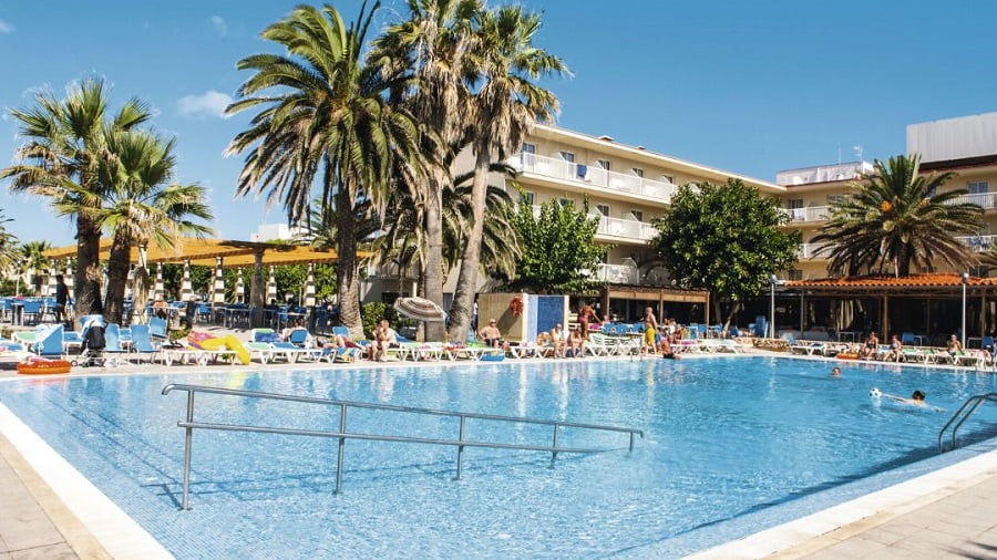 toddler friendly hotel menorca