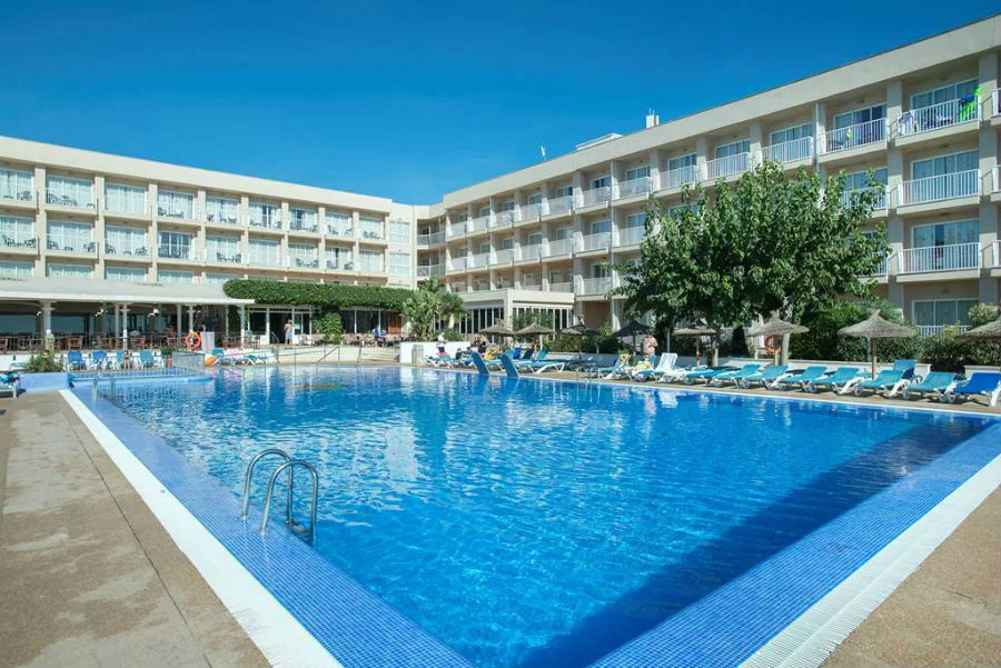 baby and toddler friendly hotel in menorca