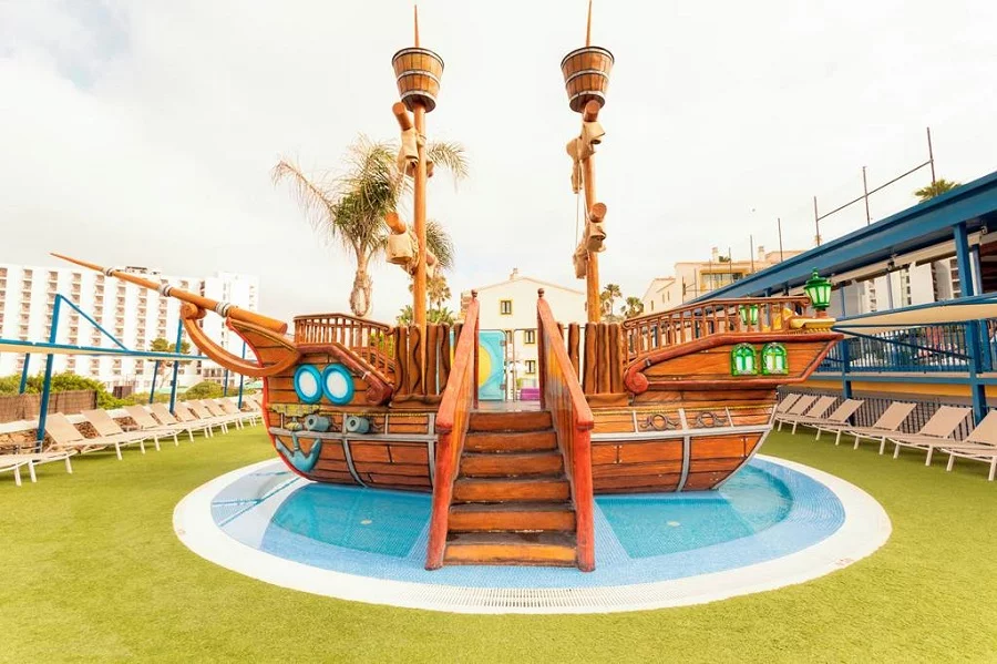 baby and toddler friendly place to stay in menorca