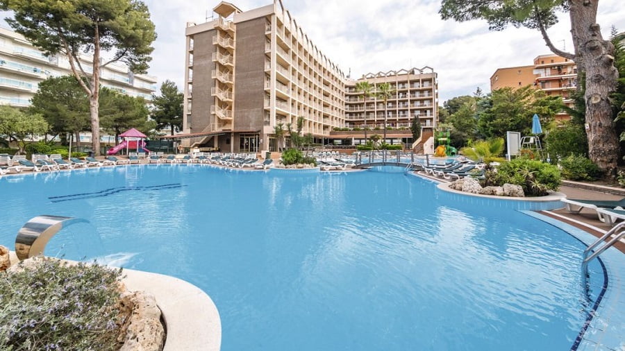 baby and toddler friendly hotel in costa dorada