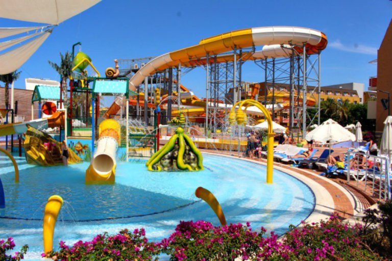 21 Best Baby Friendly Holidays You Need To Go On This Year!