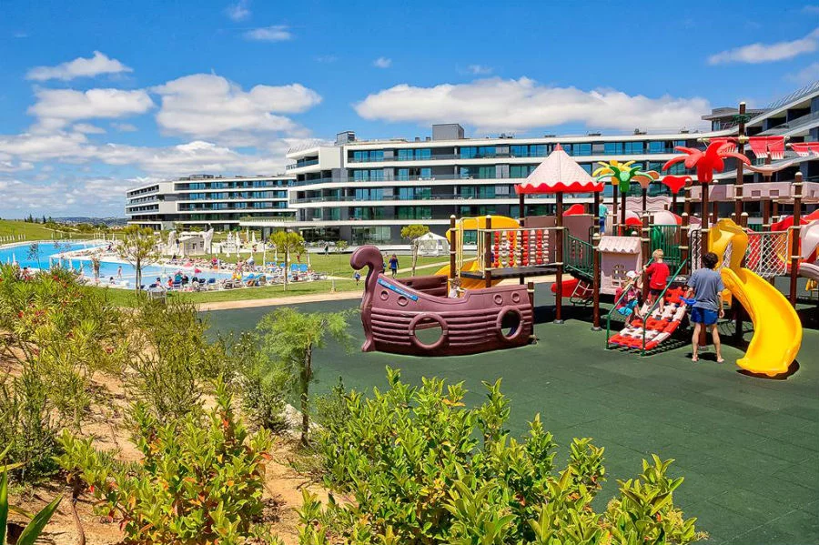 hotel for toddlers in Portgual