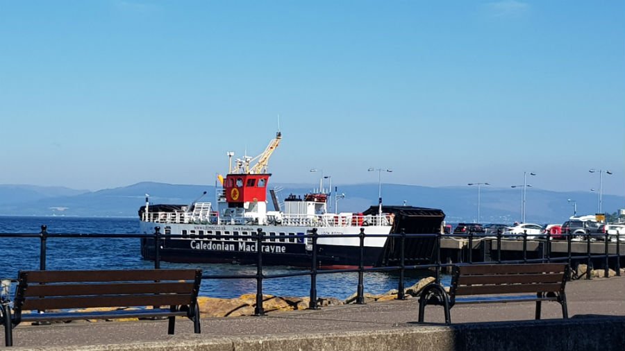 Ferry to Cumbrae