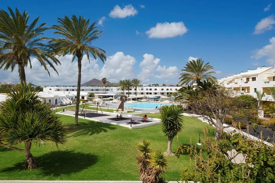 holidays for babies and toddlers in lanzarote