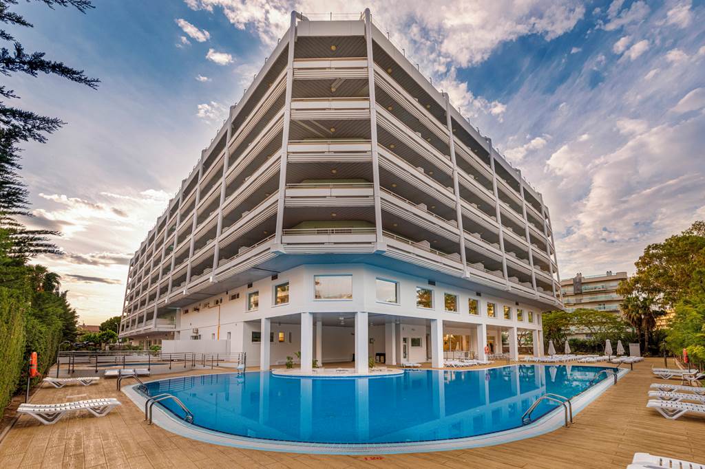 baby and toddler friendly hotel in the costa dorada