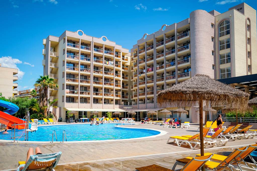 toddler friendly hotel costa dorada