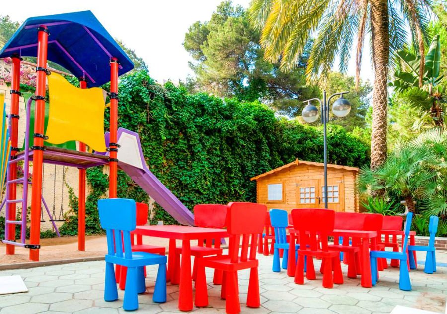 place to stay with babies and toddlers in the costa dorada