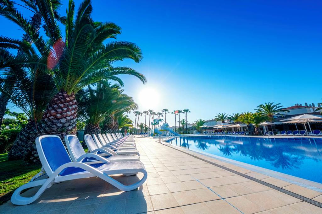 baby and toddler friendly campsite spain