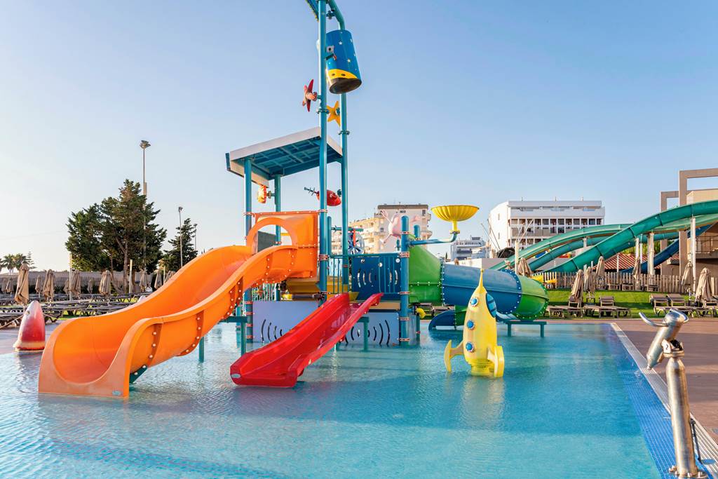 baby and toddler friendly hotel portugal