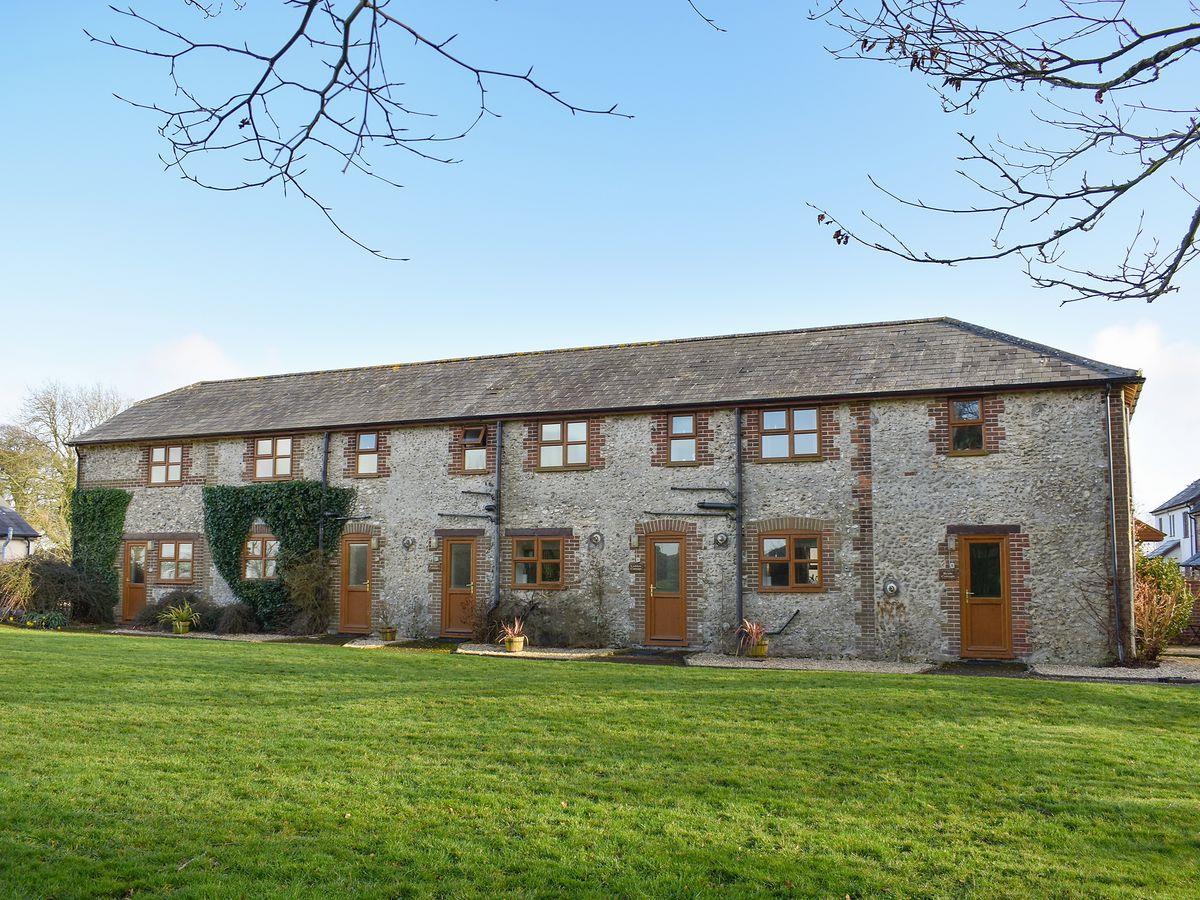 12 Best Places To Stay With Babies And Toddlers In Dorset 2020