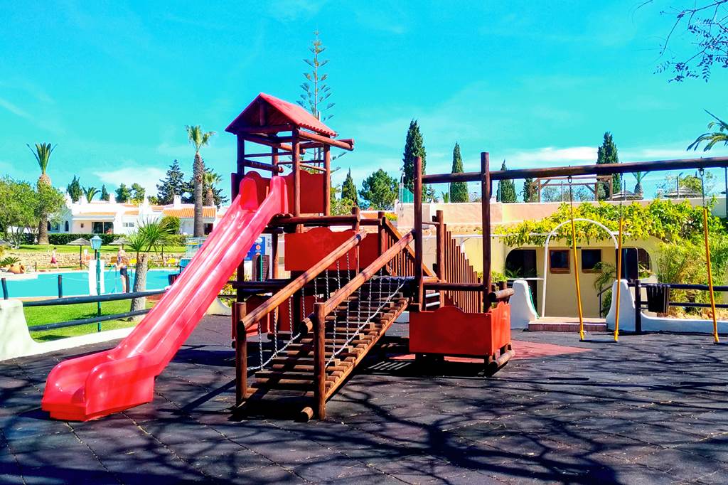 baby and toddler friendly hotel portugal