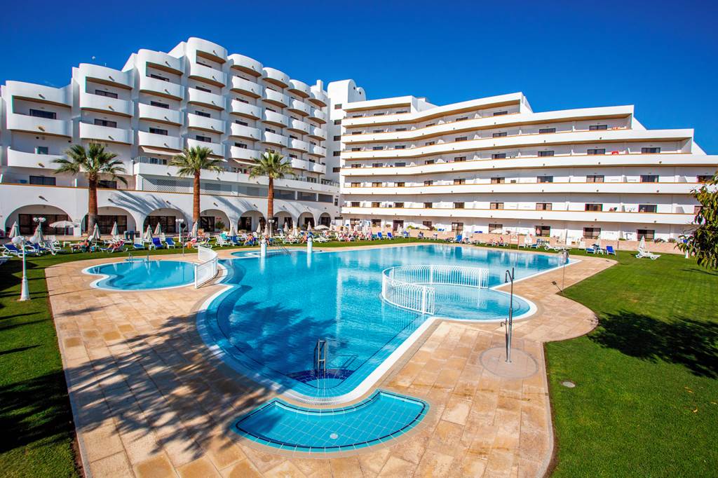 baby and toddler friendly hotel portugal