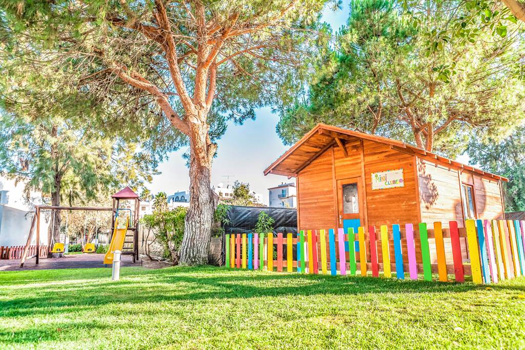 baby and toddler friendly hotel portugal