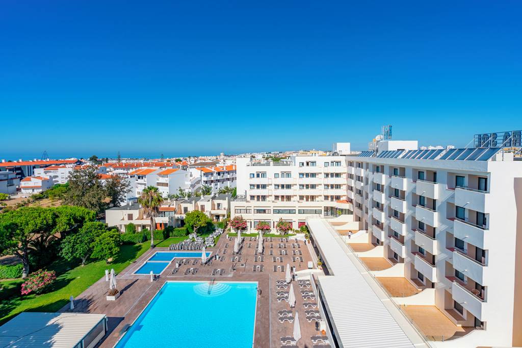baby and toddler friendly hotel portugal