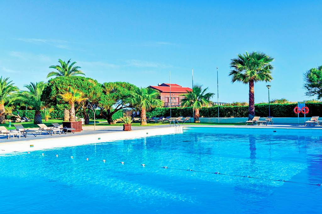 baby and toddler friendly hotel portugal