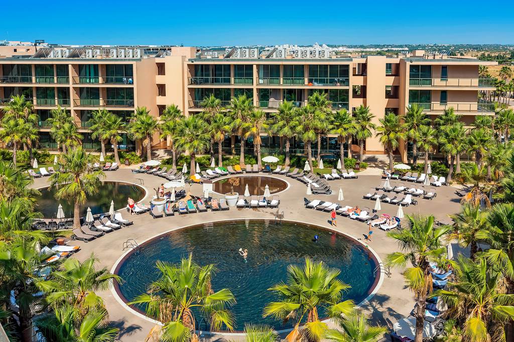 baby and toddler friendly hotel portugal