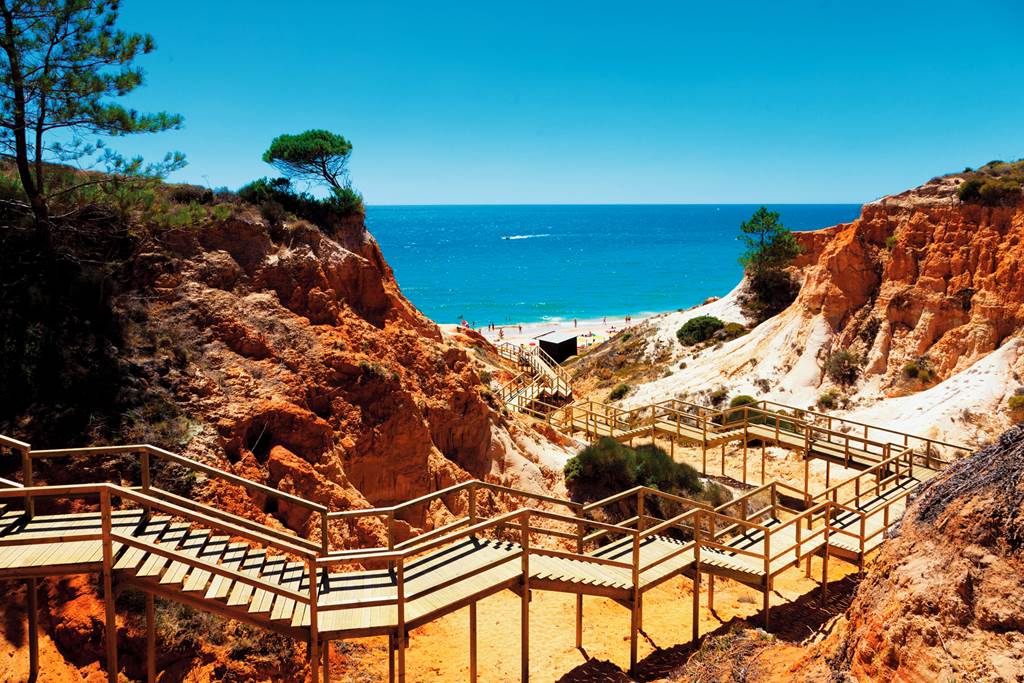 baby and toddler friendly hotel portugal