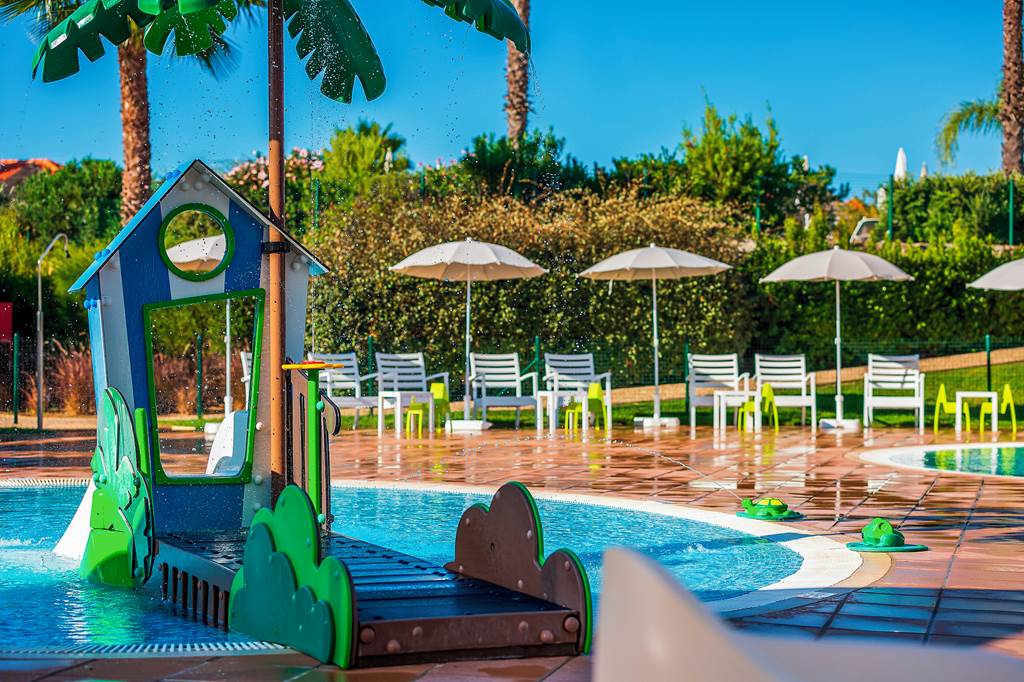 baby and toddler friendly hotel portugal