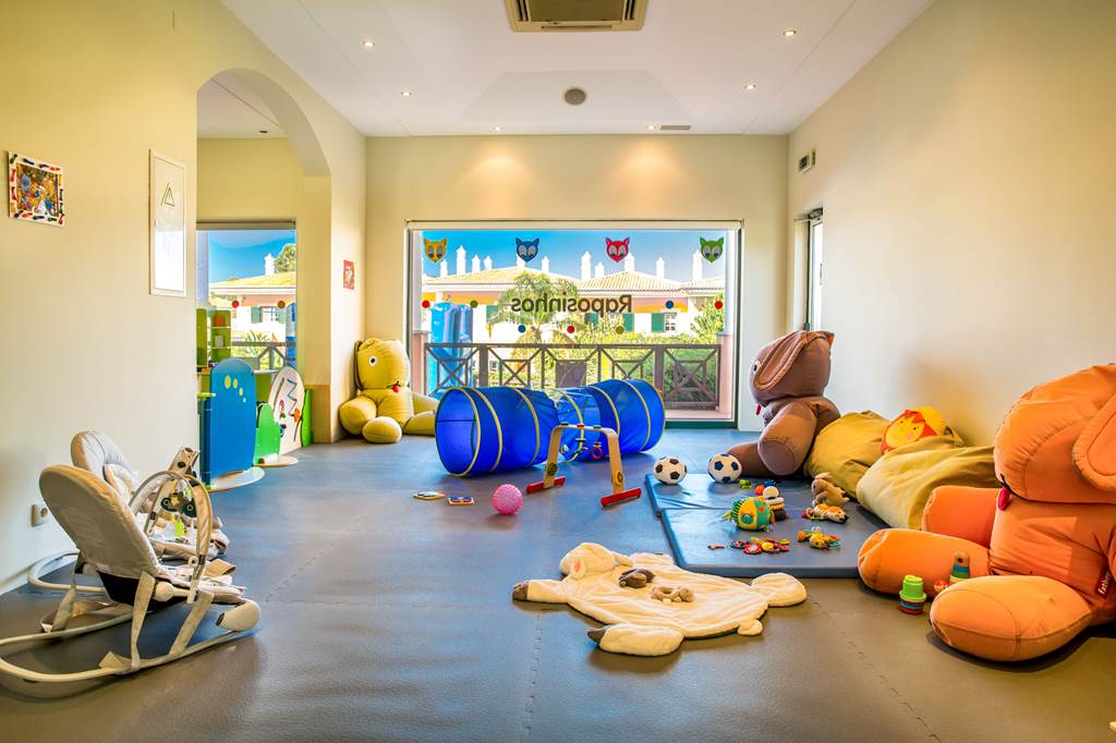 baby and toddler friendly hotel portugal