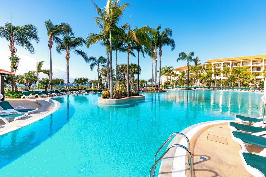 baby and toddler friendly hotel portugal