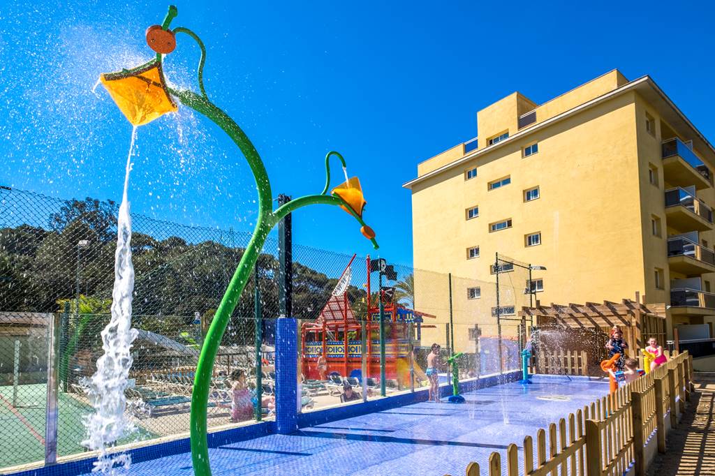 baby and toddler friendly hotel with a splash park