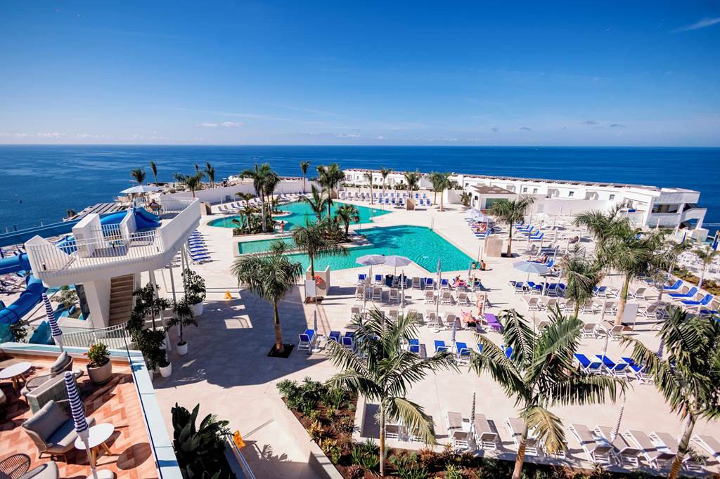 toddler friendly hotel with a waterpark