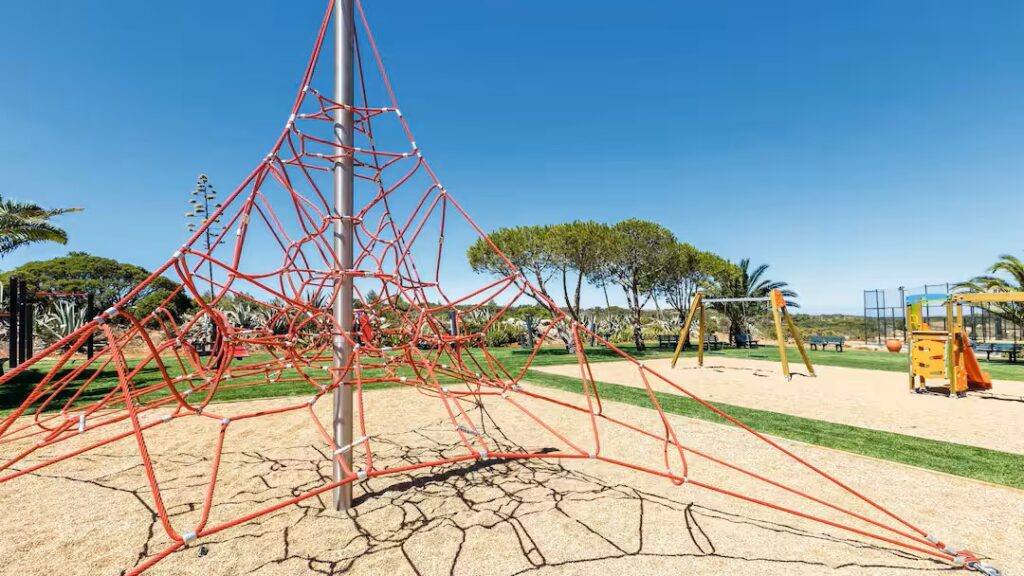 baby and toddler friendly hotel portugal