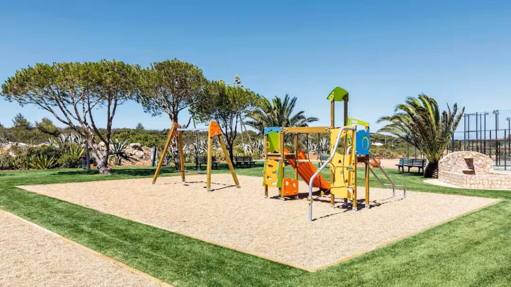 baby and toddler friendly hotel portugal