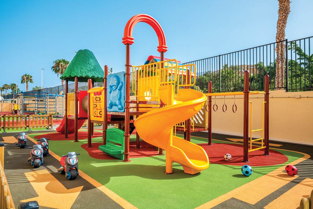 baby and toddler friendly hotel with a splash park