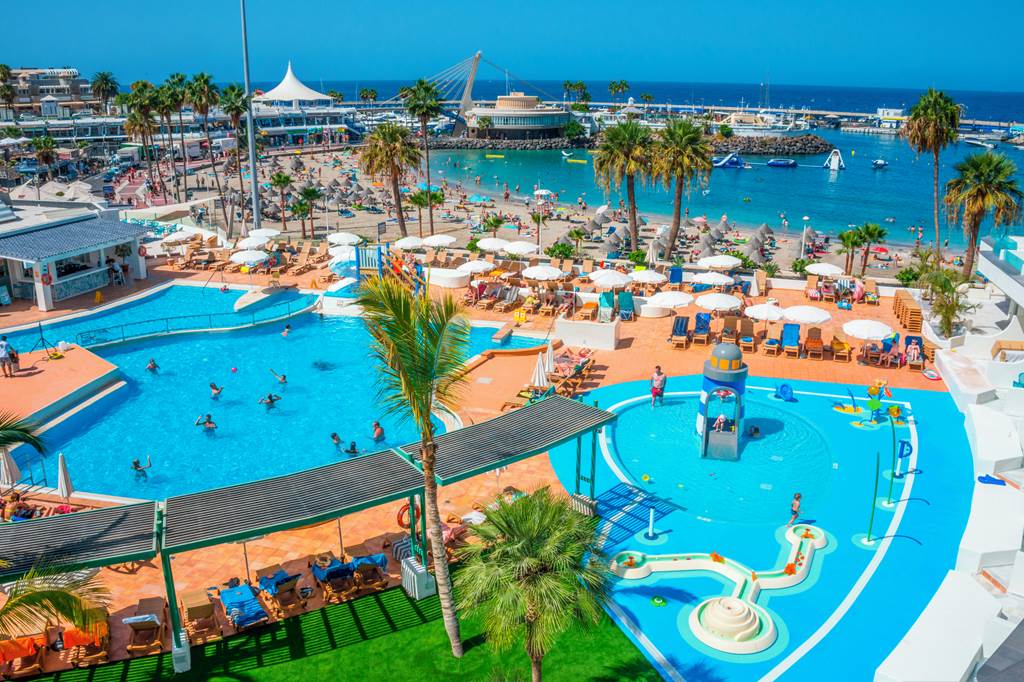 baby and toddler friendly hotel with a splash park