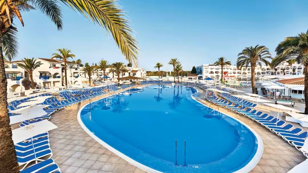 hotel with waterpark