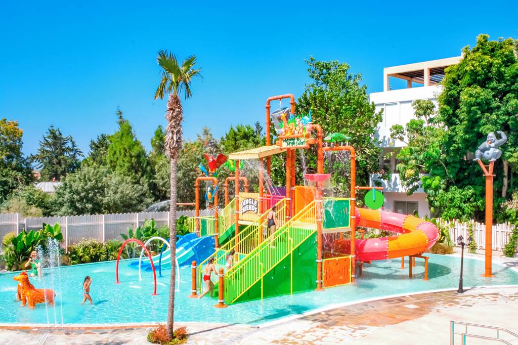 hotel for toddlers in cyprus