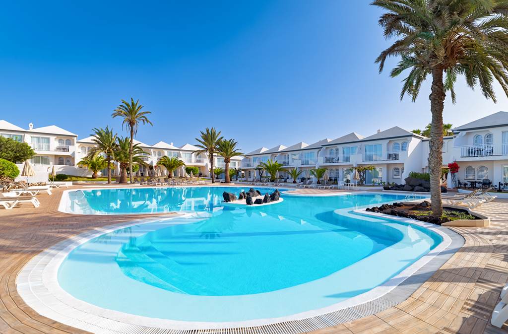 baby and toddler friendly hotel in the canary islands