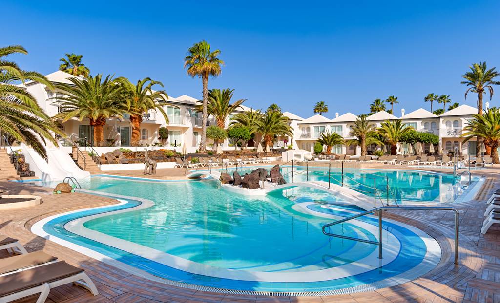 baby and toddler friendly hotel in the canary islands