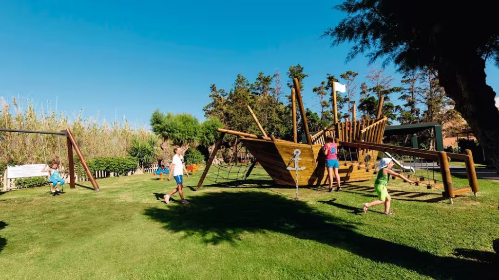 baby and toddler friendly hotel crete