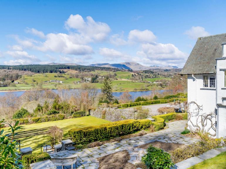 baby and toddler friendly cottage in the lake district