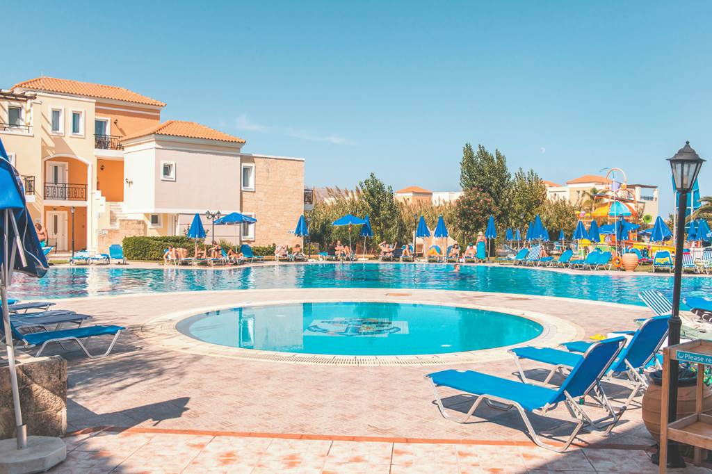 toddler friendly hotel with waterpark crete