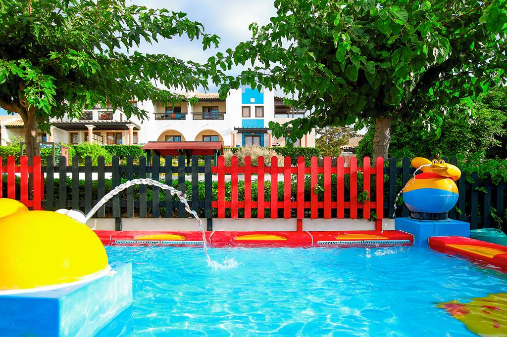 toddler friendly hotel crete