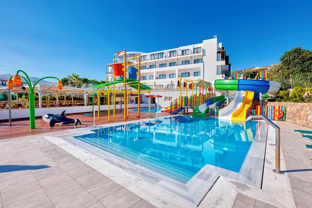 baby and toddler friendly hotel with waterslides