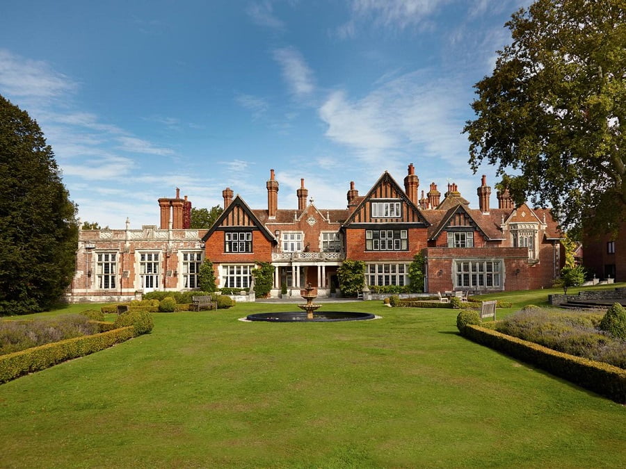 baby and toddler friendly hotel in the new forest