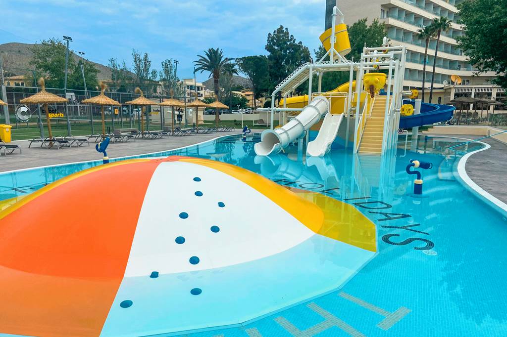 baby and toddler friendly hotel with family rooms