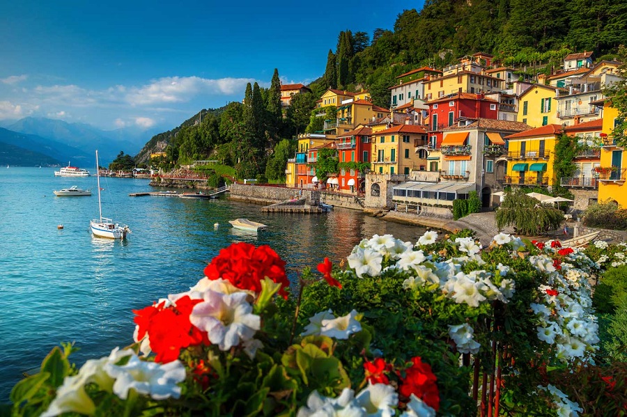 8 BEST Places To Stay With Babies And Toddlers In Lake Garda