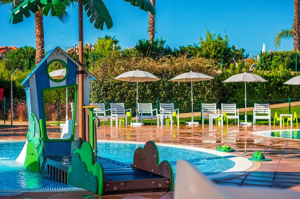 baby and toddler friendly hotel portugal