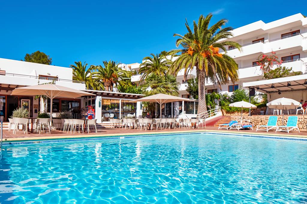 baby and toddler friendly hotel ibiza