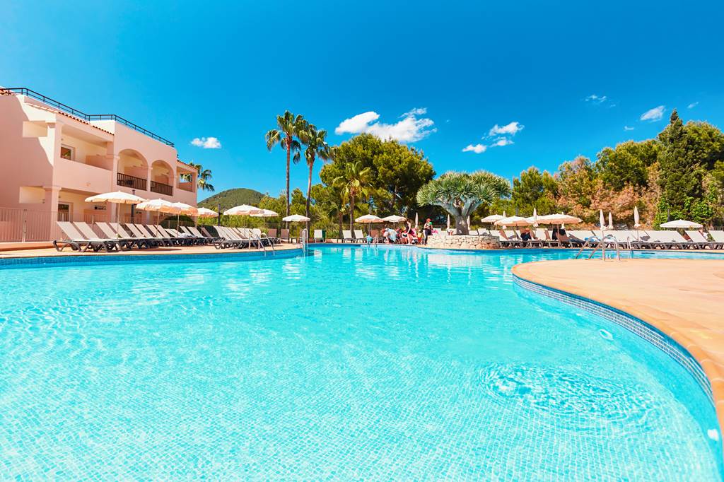 baby and toddler friendly hotel ibiza