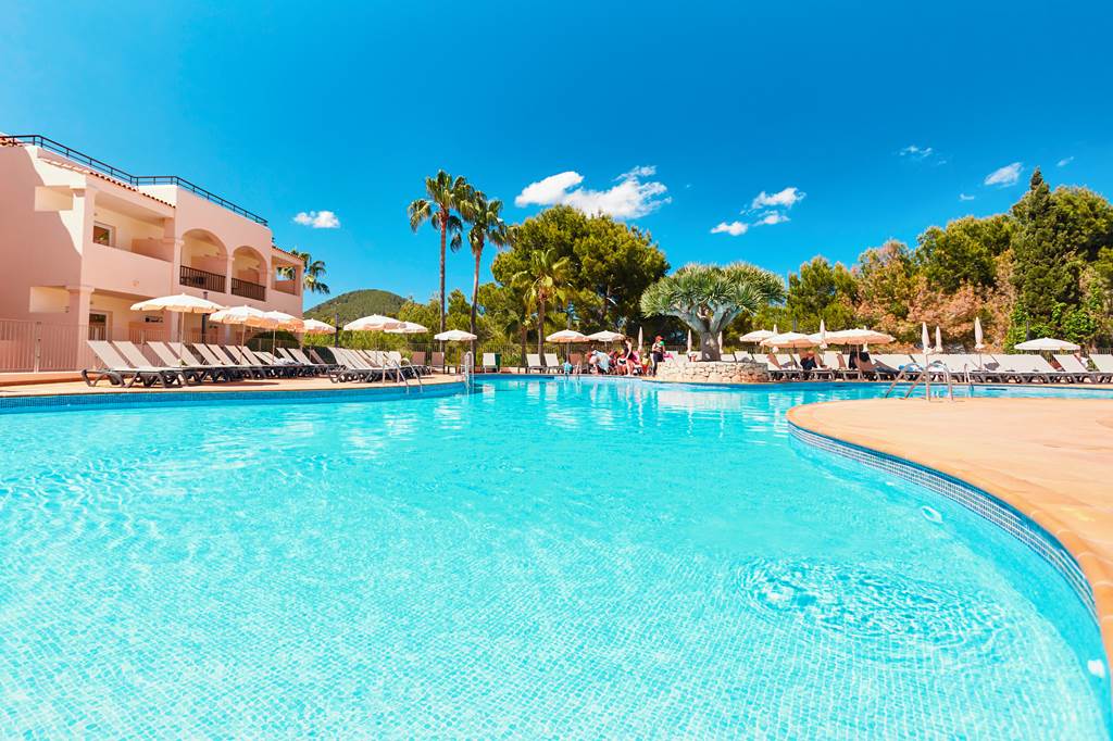 baby and toddler friendly hotel ibiza