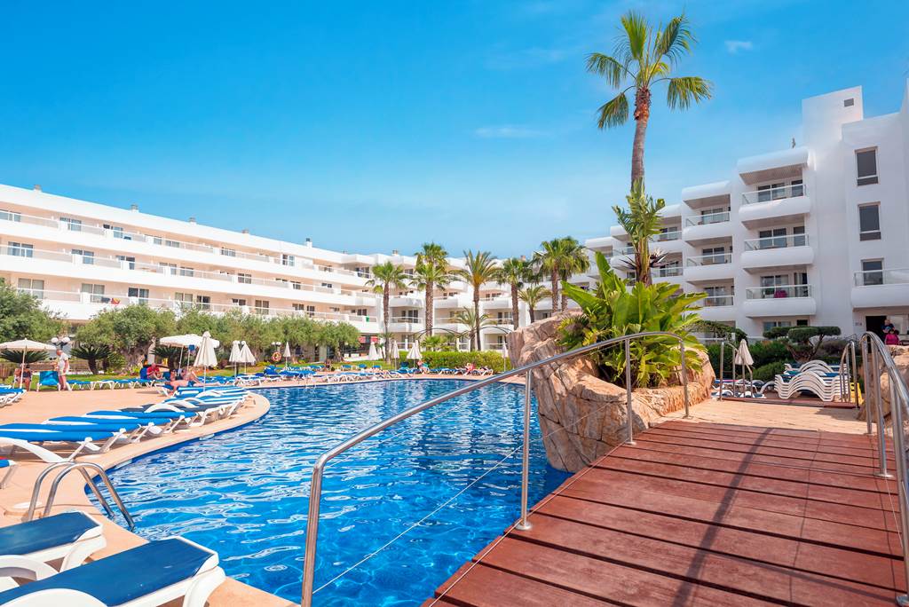 baby and toddler friendly hotel ibiza